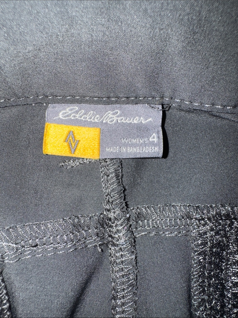 Eddie Bauer Women’s Hiking Cargo Capri in Gray - Picture 4 of 5
